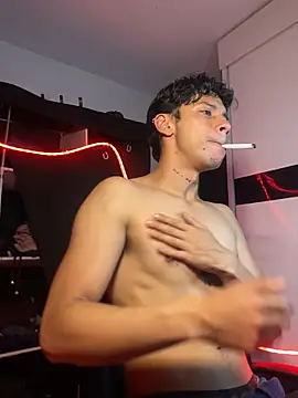 Snapshot of ErosDominant chatting on October 21, 5:54 am ErosDominant online show from October 21, 5:54 am