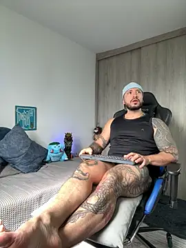 Dave-Max01 online show from November 16, 2:19 pm