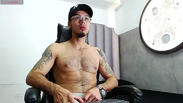 Rurik Jones online show from October 22, 12:09 pm