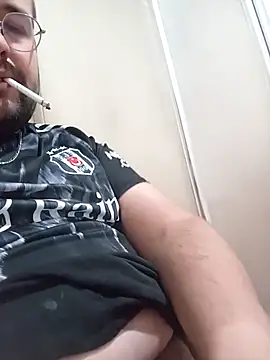 Snapshot of herz19033 chatting on October 11, 11:36 am herz19033 online show from October 11, 11:36 am