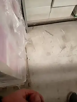 Snapshot of herz19033 chatting on October 29, 6:11 pm herz19033 online show from October 29, 6:11 pm