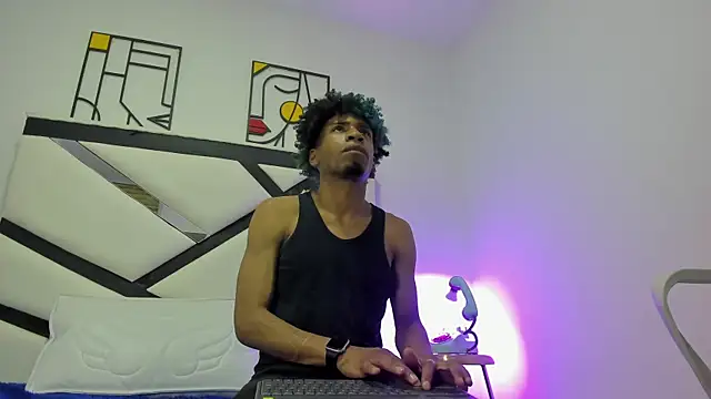 Snapshot of REDBRYAN_EBANO chatting on October 17, 7:40 pm REDBRYAN EBANO online show from October 17, 7:40 pm