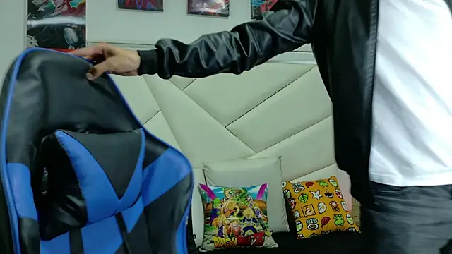 ALANVILLA LOBO online show from October 10, 7:18 pm