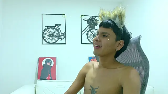 SEBAS LOVER  online show from November 6, 10:35 pm