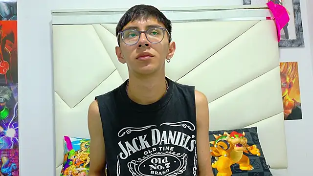 Snapshot of TWINK_JOSS chatting on October 29, 8:34 pm TWINK JOSS online show from October 29, 8:34 pm