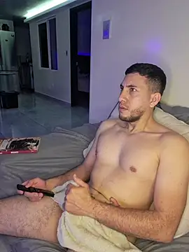 Alessfuck friends online show from April 1, 3:52 am