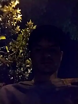 Snapshot of perrongo21 chatting on October 29, 4:48 am perrongo21 online show from October 29, 4:48 am