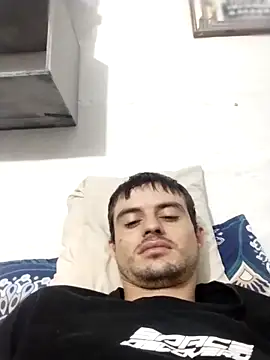 Snapshot of perrongo21 chatting on October 23, 10:57 pm perrongo21 online show from October 23, 10:57 pm