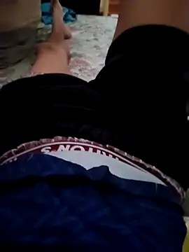 SKELLY09009 online show from March 24, 10:24 pm