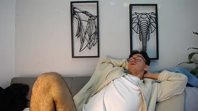 Austin Reeds online show from November 6, 3:48 pm