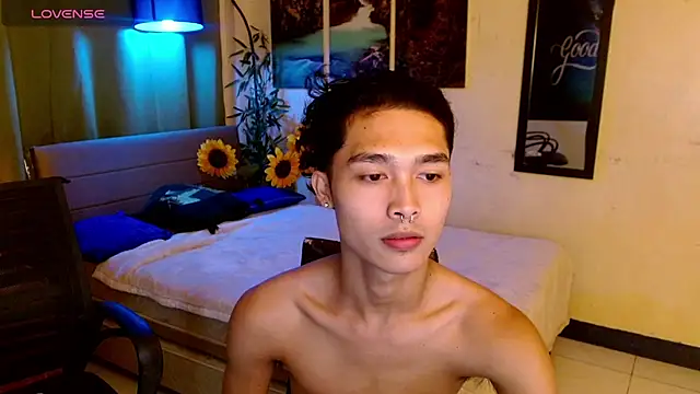 AsianCarl online show from November 8, 4:54 pm