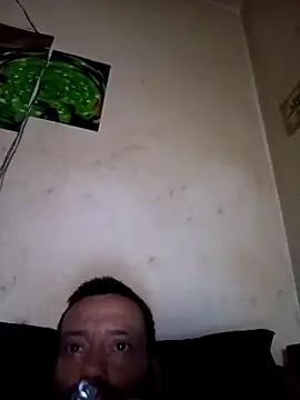 Snapshot of Alexelli40 chatting on October 28, 12:46 am Alexelli40 online show from October 28, 12:46 am