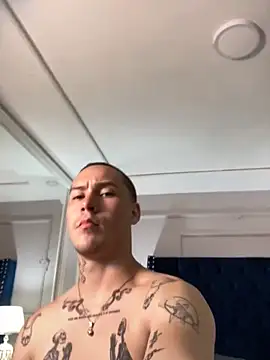 JacobRhude  online show from November 4, 8:32 pm