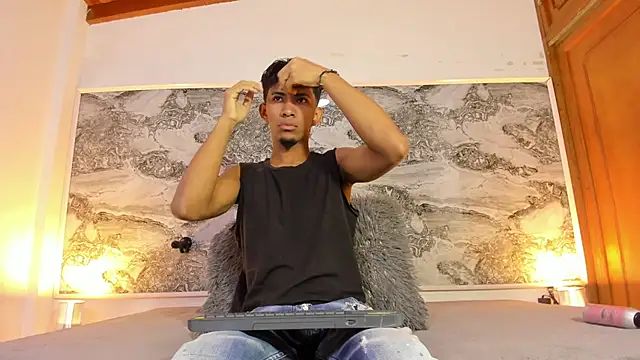 Ethan thouse online show from October 12, 7:19 pm