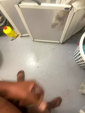 j ratid online show from October 19, 5:38 pm