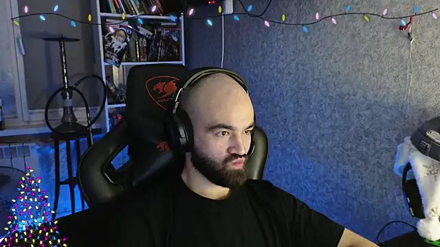 Nik Namee online show from January 10, 6:45 pm