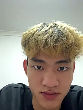 sexyboy-lele online show from October 9, 11:59 am