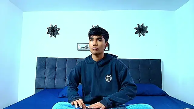 AngelduzZzt online show from November 15, 1:35 pm