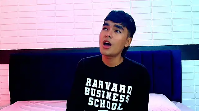 Snapshot of AngelduzZzt chatting on October 16, 12:57 pm AngelduzZzt online show from October 16, 12:57 pm