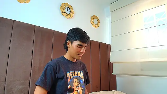 AngelduzZzt online show from November 12, 2:01 pm