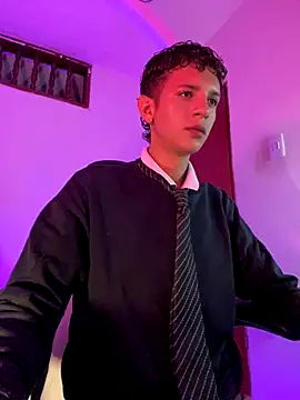 tylernova online show from November 6, 4:15 am