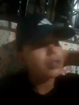 Snapshot of camilo44467 chatting on October 17, 2:37 am camilo44467 online show from October 17, 2:37 am