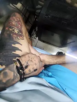 Snapshot of Nateskp_1 chatting on October 13, 9:32 pm Nateskp 1 online show from October 13, 9:32 pm