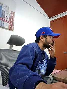 Snapshot of Nateskp_1 chatting on October 15, 9:44 pm Nateskp 1 online show from October 15, 9:44 pm