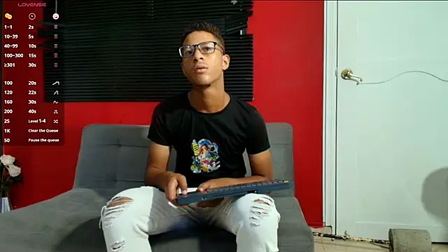 Yeps pluss online show from November 8, 10:46 pm