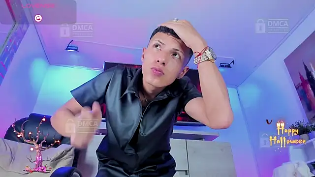 Snapshot of Jace_Carter_ chatting on October 24, 9:05 pm Jace Carter  online show from October 24, 9:05 pm