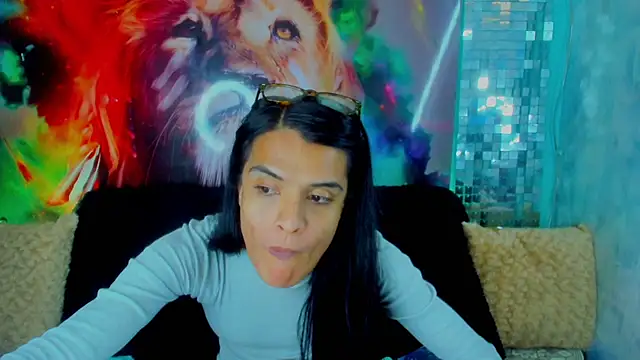 ZAMMIRA online show from March 25, 1:04 pm