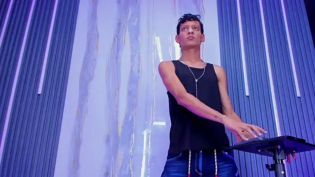 Snapshot of pervercity_guys_ chatting on October 23, 2:53 pm pervercity guys  online show from October 23, 2:53 pm