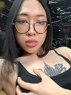 AnnieEma online show from October 10, 7:40 pm