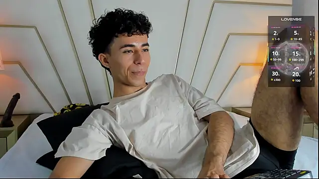 Snapshot of Zahir_Ashar chatting on October 25, 11:56 am Zahir Ashar online show from October 25, 11:56 am