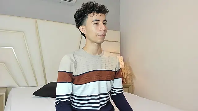 Snapshot of Zahir_Ashar chatting on October 21, 11:13 am Zahir Ashar online show from October 21, 11:13 am