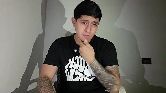  sucioguapo online show from October 10, 5:56 am