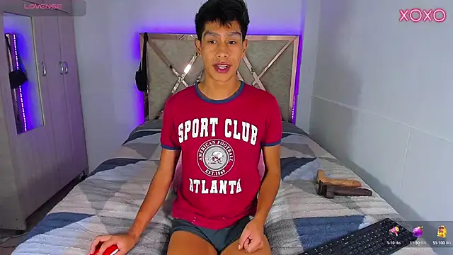 Snapshot of Jacovo2002 chatting on October 10, 10:34 pm Jacovo2002 online show from October 10, 10:34 pm