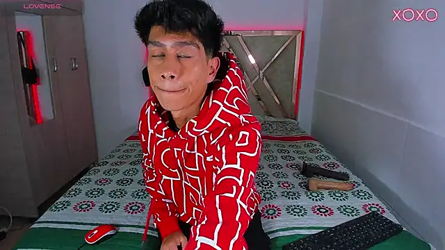 Snapshot of Jacovo2002 chatting on October 25, 4:25 am Jacovo2002 online show from October 25, 4:25 am