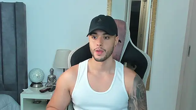 Ken mailik1 online show from February 28, 11:15 pm