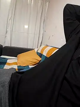 Ezeaxl online show from April 28, 1:33 am