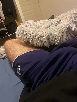 LittleGuyyy9 online show from October 22, 9:40 pm