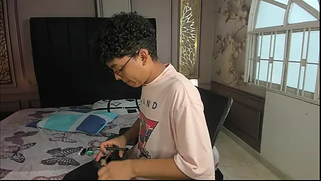 Snapshot of DirtyMike69_ chatting on October 13, 7:53 pm DirtyMike69  online show from October 13, 7:53 pm