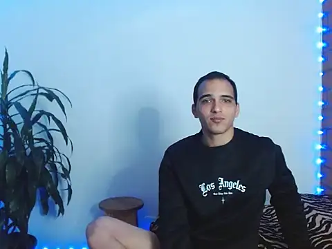 Maax3023 online show from October 30, 6:09 pm