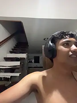 Snapshot of Flirtdick03 chatting on November 2, 5:23 am Flirtdick03 online show from November 2, 5:23 am