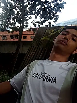 Snapshot of Flirtdick03 chatting on October 14, 9:22 pm Flirtdick03 online show from October 14, 9:22 pm