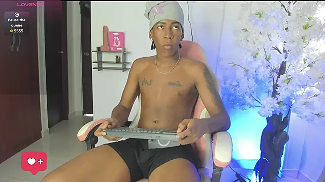 latin kay1 online show from March 28, 9:26 pm