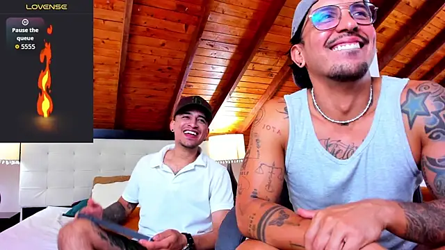 Liam Espinoza online show from October 16, 8:39 pm