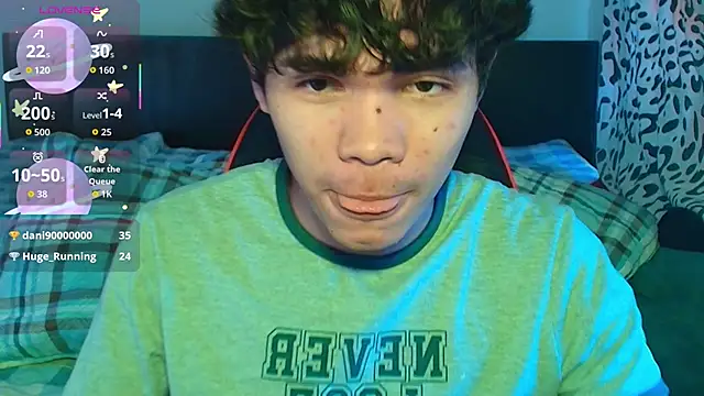 Snapshot of Im_Camii chatting on October 23, 6:00 pm Im Camii online show from October 23, 6:00 pm