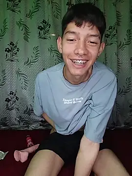 heyy noah11 online show from November 21, 1:04 am