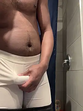 Snapshot of sexeloveRR chatting on October 13, 1:17 pm sexeloveRR online show from October 13, 1:17 pm